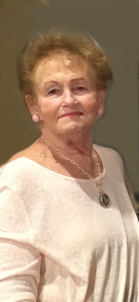 Anna Marie Dilucia Profile Photo