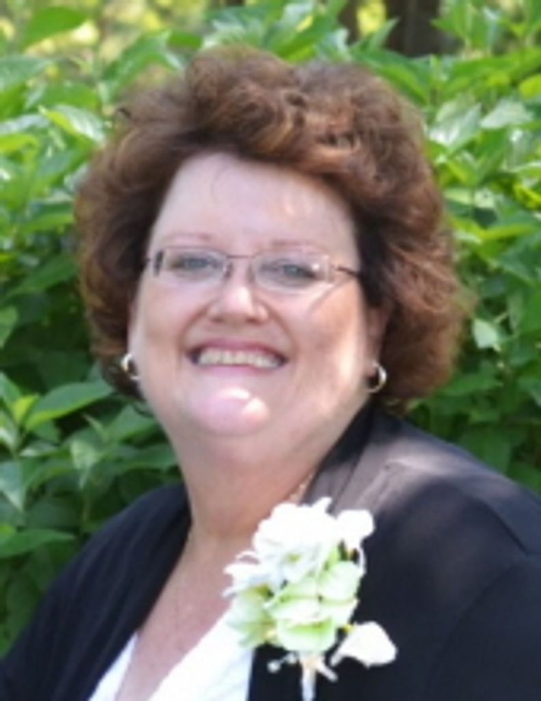 Cindy J. Novinskie