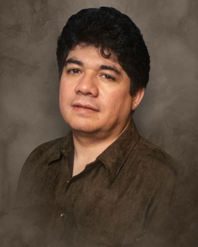 Max Gilbert Martinez Profile Photo