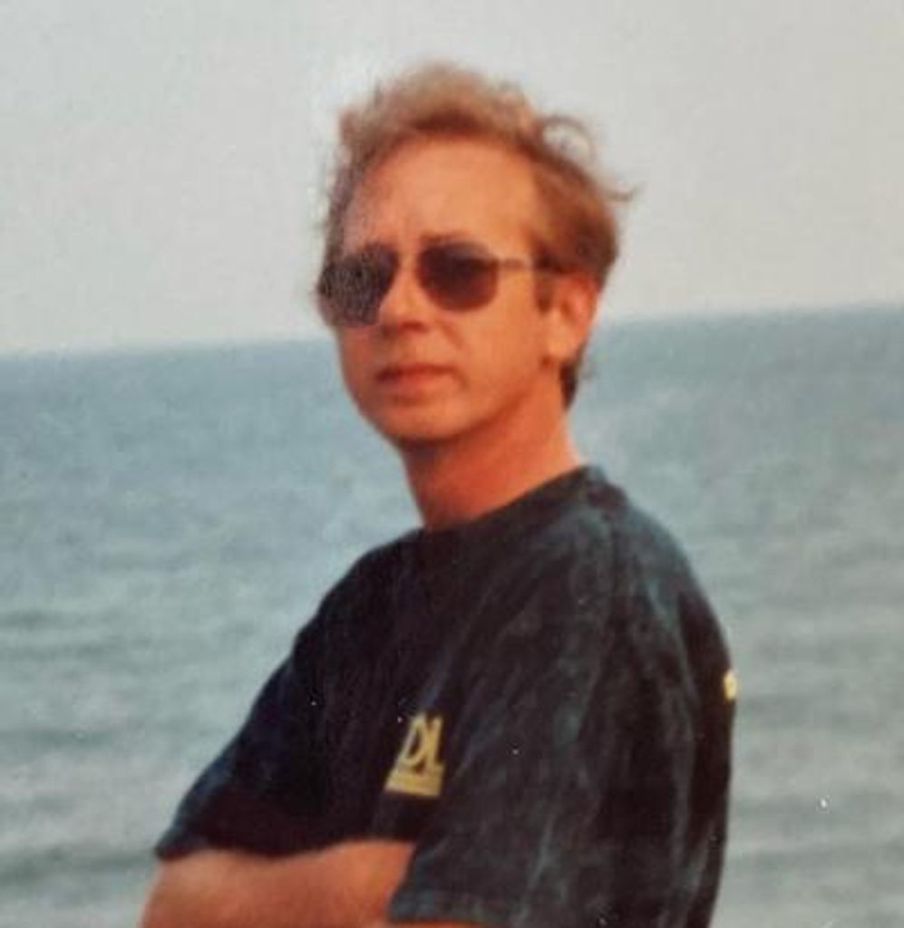 Carl Edward Farris Profile Photo