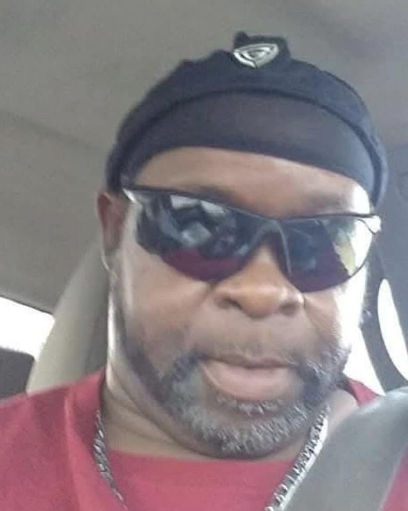 Roman Holloway Profile Photo