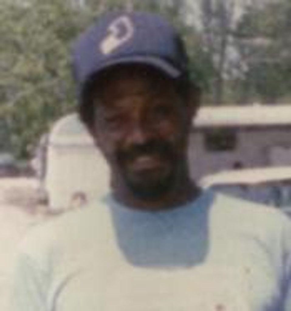 Thomas Brooks Profile Photo