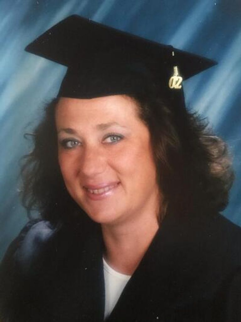 Mary Toczylowski Profile Photo