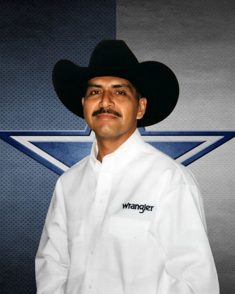 Tomas Castellanos Profile Photo
