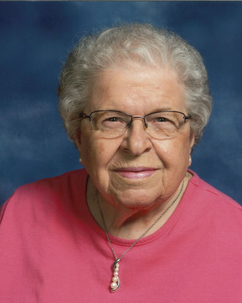 Delphine BettyLou Kelly