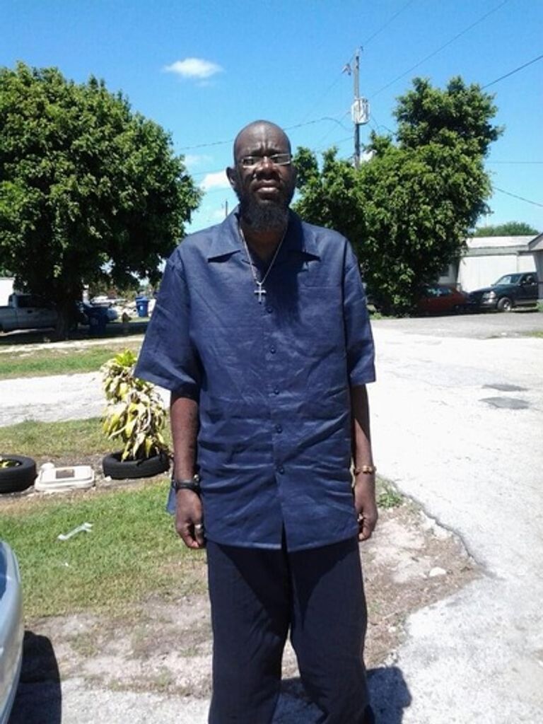 Delvie Jermaine Hall Profile Photo
