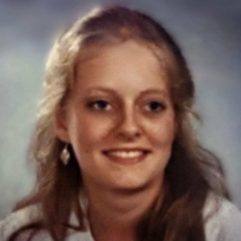 Ms. Karen Epting Hartness