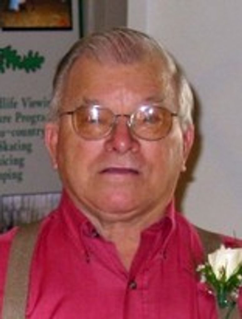 Kenneth Moore