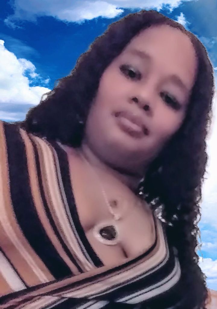 Rosenda Domio Profile Photo
