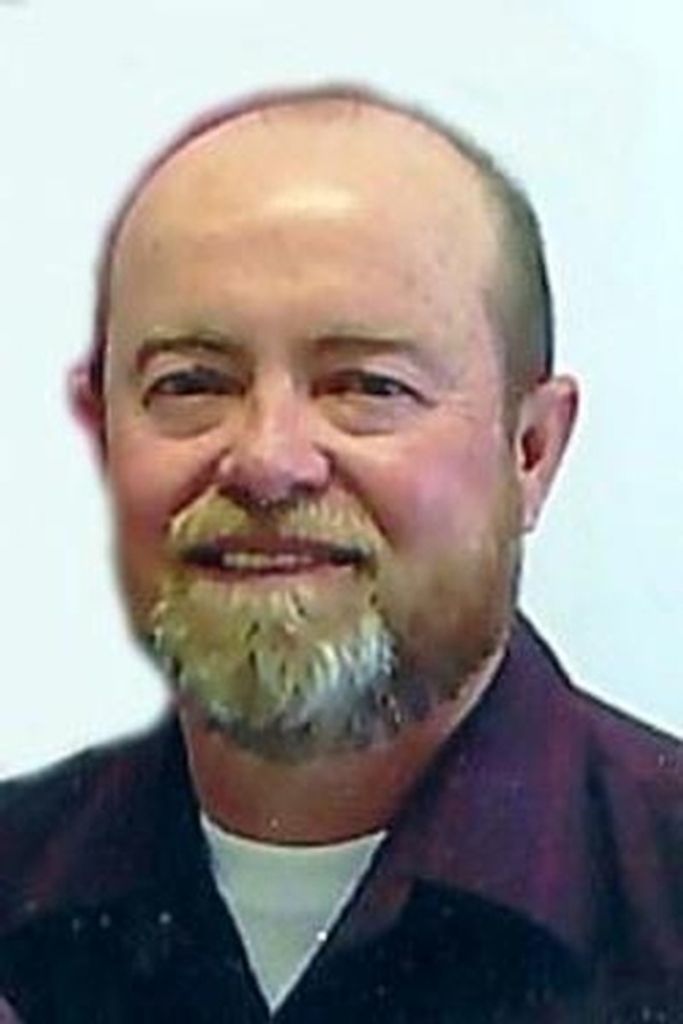 Bruce Ty Mckinnon