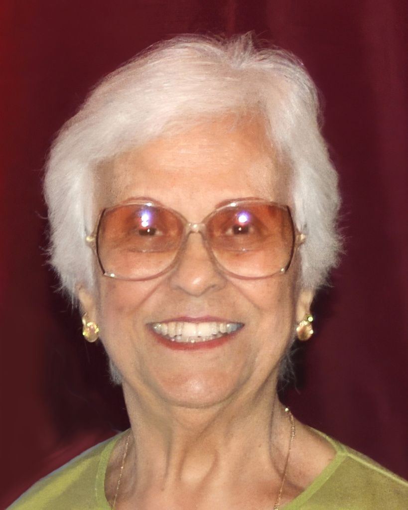 Anna Molino Profile Photo