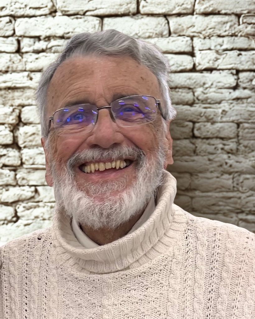 Dennis Larkin Profile Photo