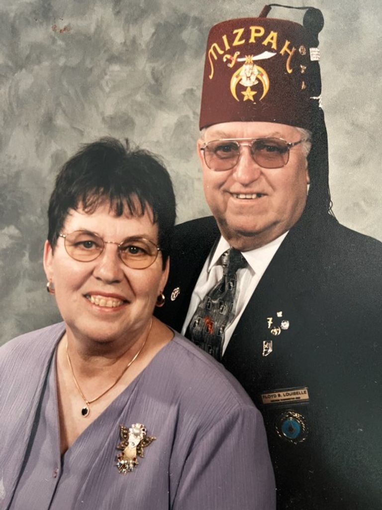 Veronica May (Savoie)  Louiselle Profile Photo