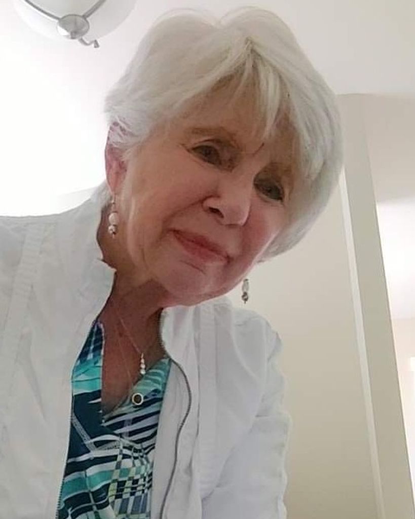 Carolyn Theresia Wright McDearis Walraven
