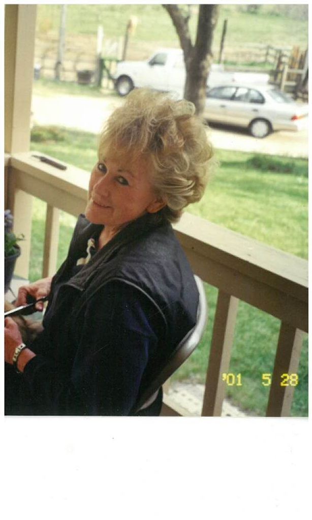 Vicky  Lynn Anglin