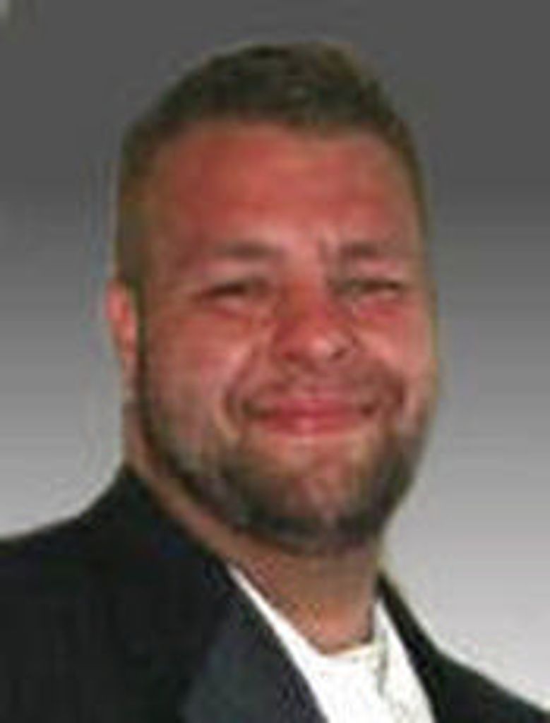 Gusteno "Gus" Santamaria