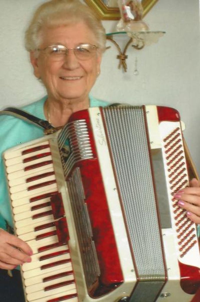 Vangie Lillehaug