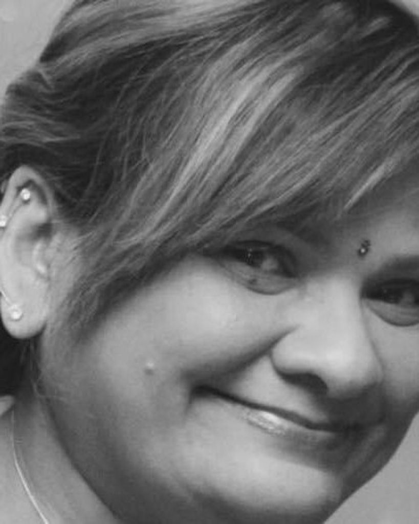 Bina Subhashh Parekh Profile Photo