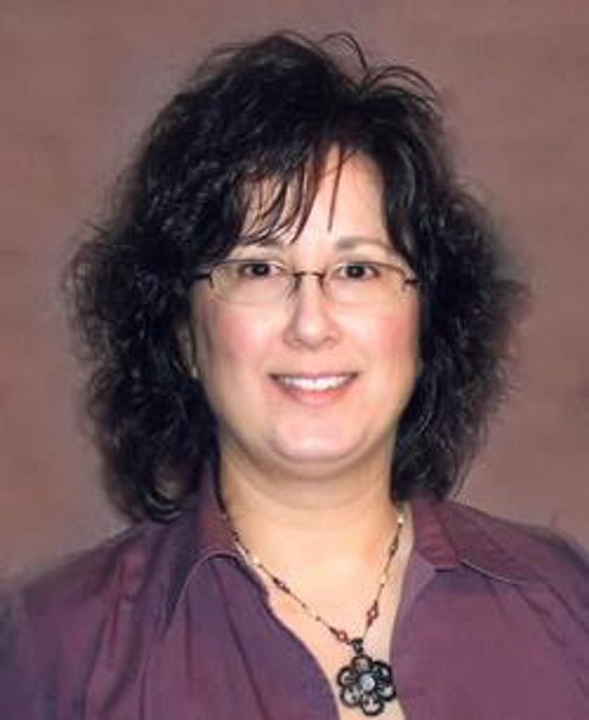 Sue Gunderson Profile Photo