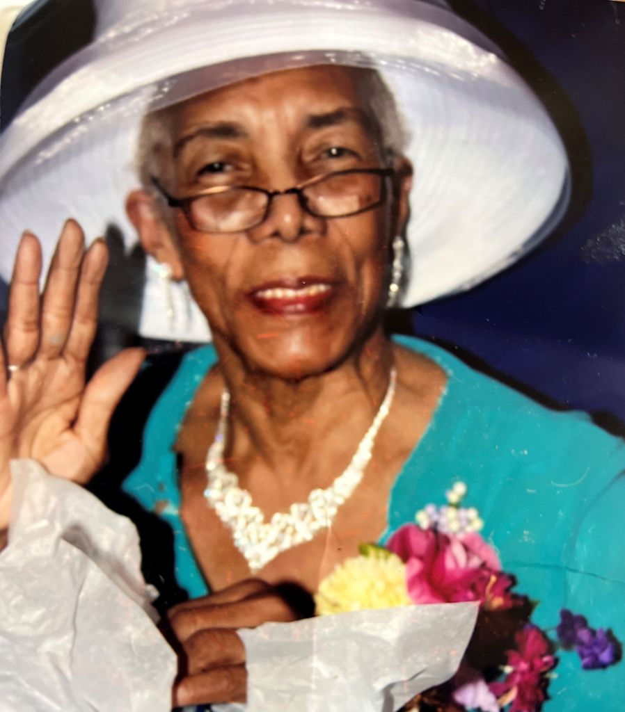 Dorris "Blossom" Bromfield Profile Photo