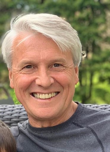 Mark Stephen Leslie Profile Photo