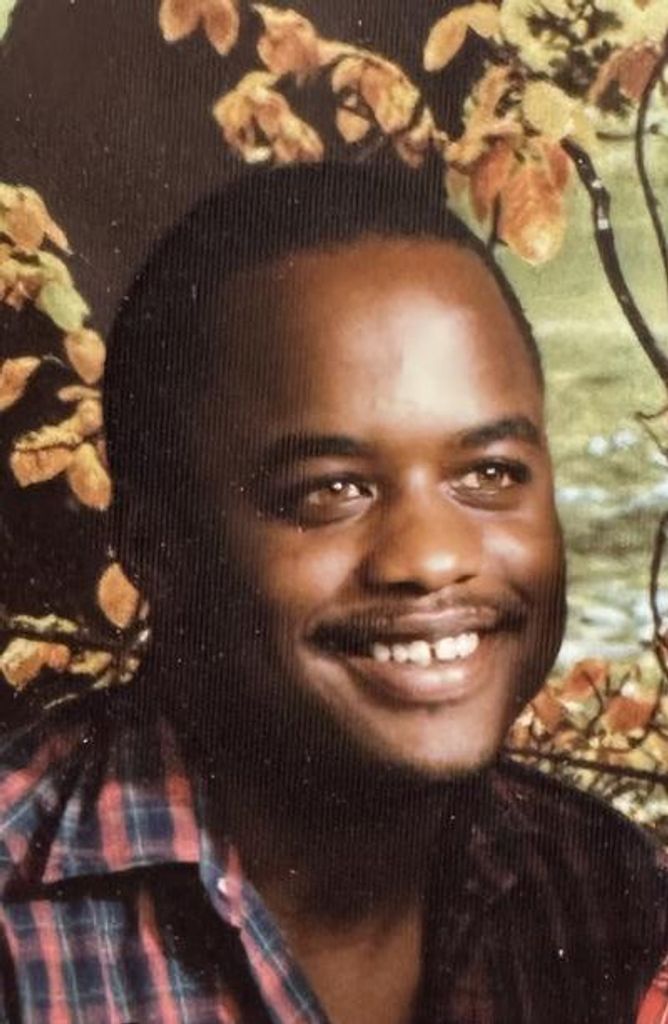 Larry Lamorris Moore Profile Photo
