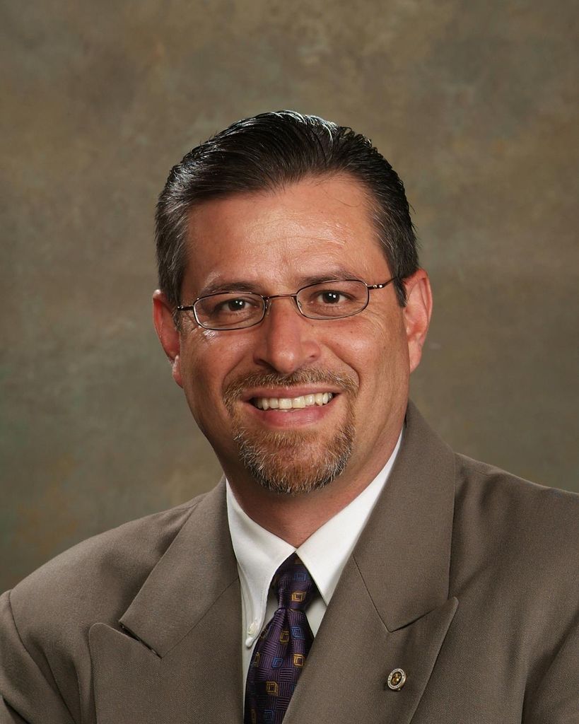 Jesse B. Vazquez Profile Photo
