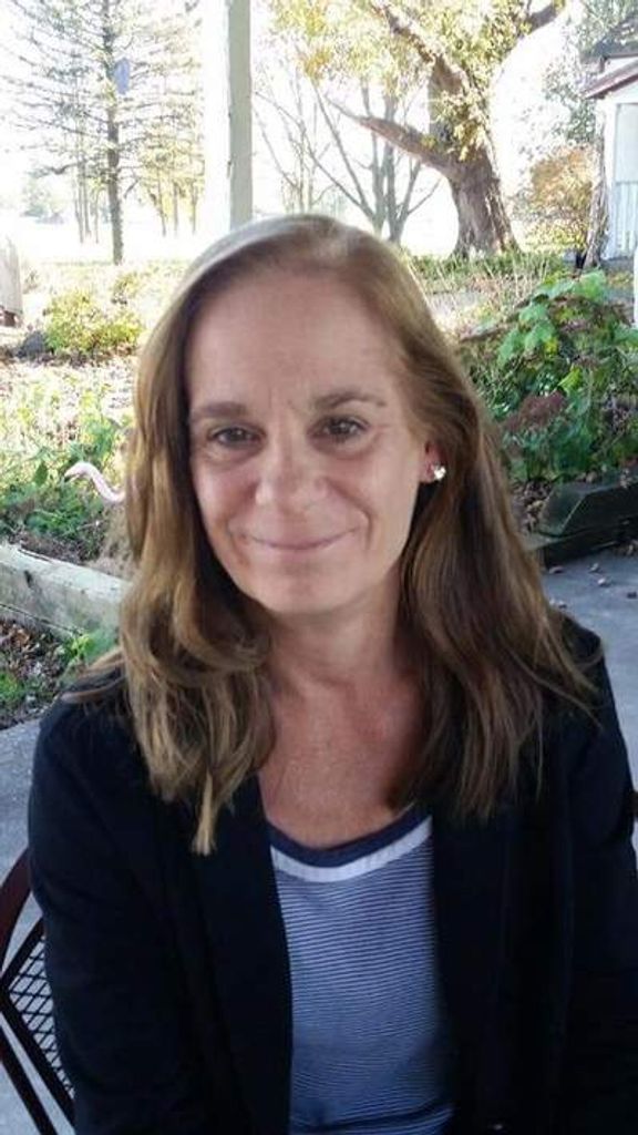 Tracy Lynn Ochs Profile Photo