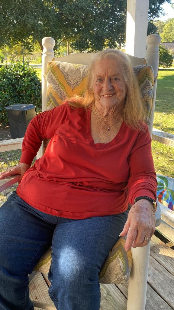 Lena Ann Simoneaux Profile Photo