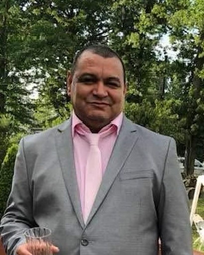 Miguel A Torres Pena Profile Photo