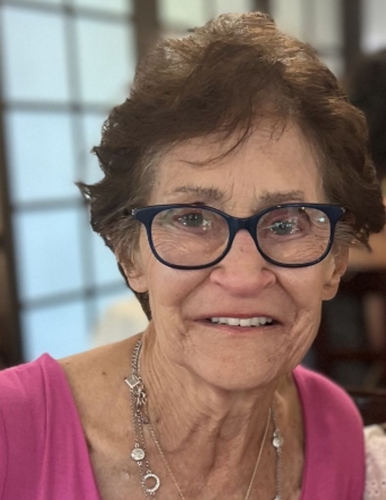 Angela Vinti Profile Photo