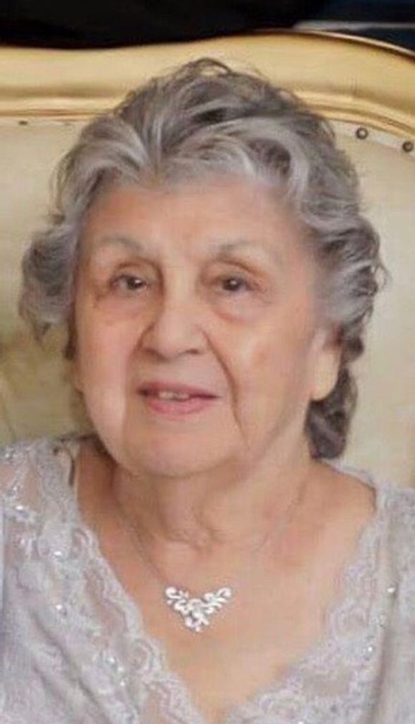 Beatrice Gonzalez De Leon Profile Photo