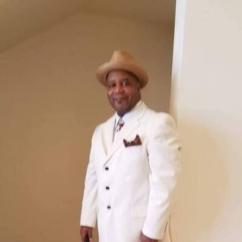 Clinton Lewis Profile Photo