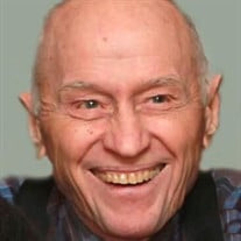 Paul E. Niles