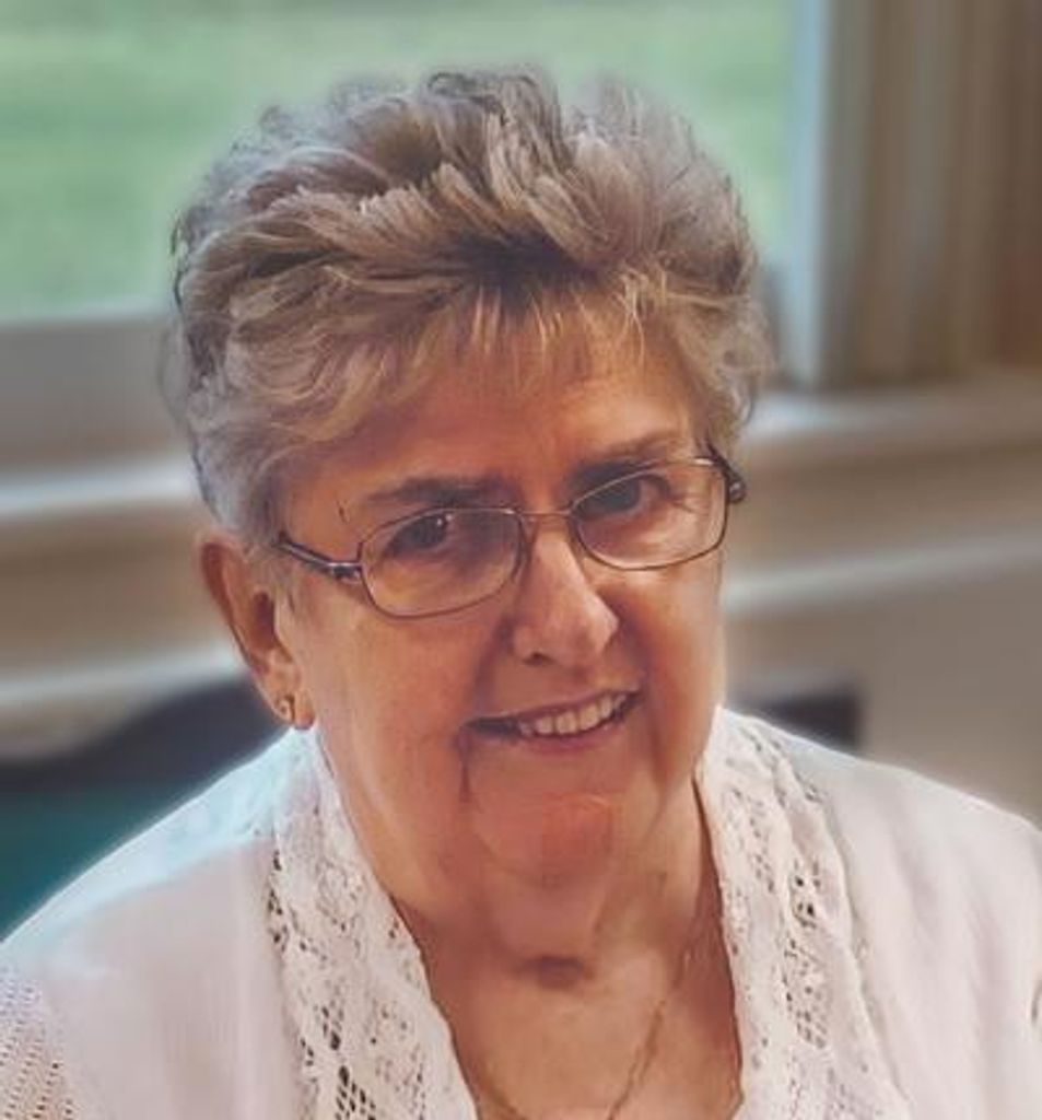 Ann Louise Lecolst Profile Photo