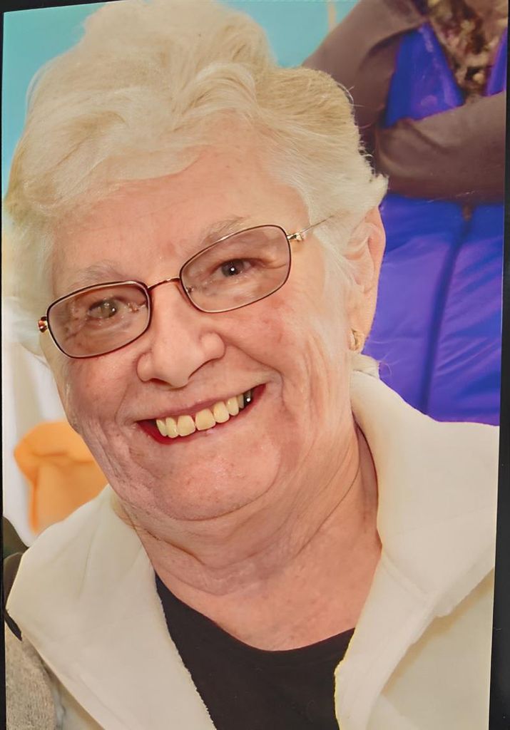 Betty Jo (Elizabeth J.) Houchin Profile Photo