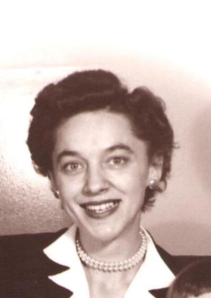 Elisabeth "Lisa" (Sperber) Stambolian Profile Photo