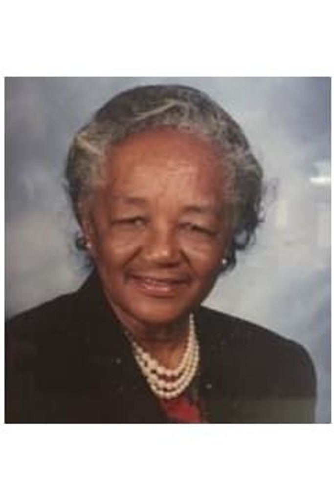Pearlie Edwards