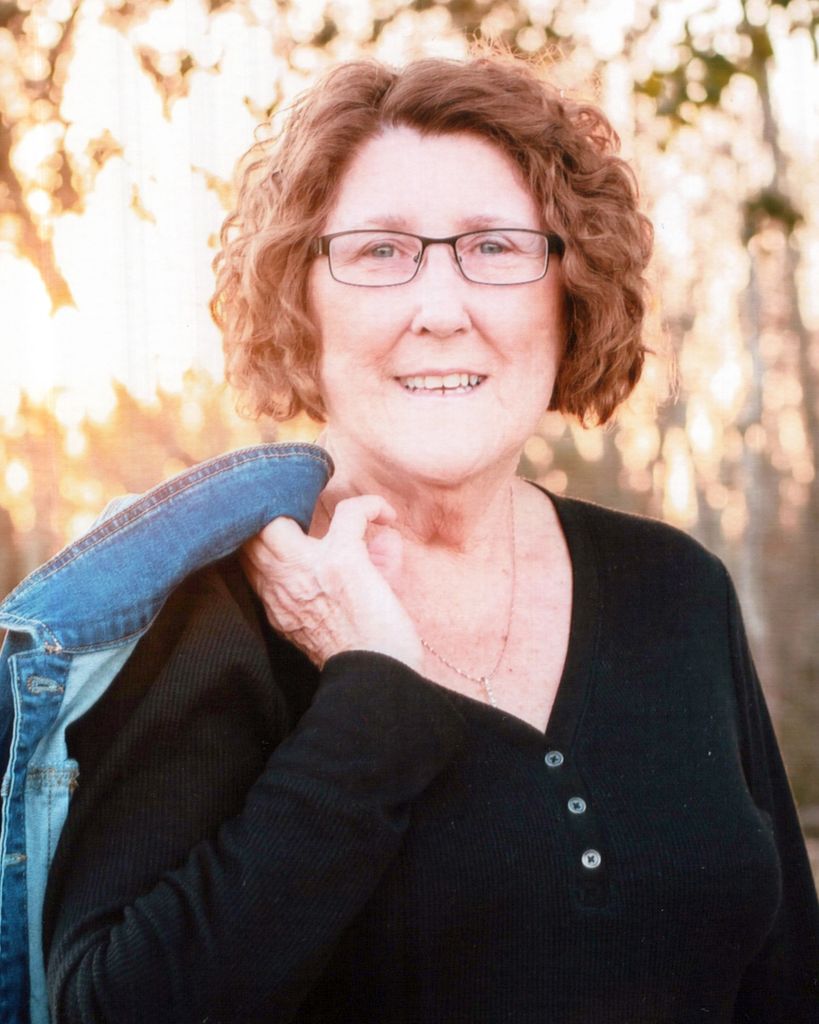Mary Dupuis Profile Photo