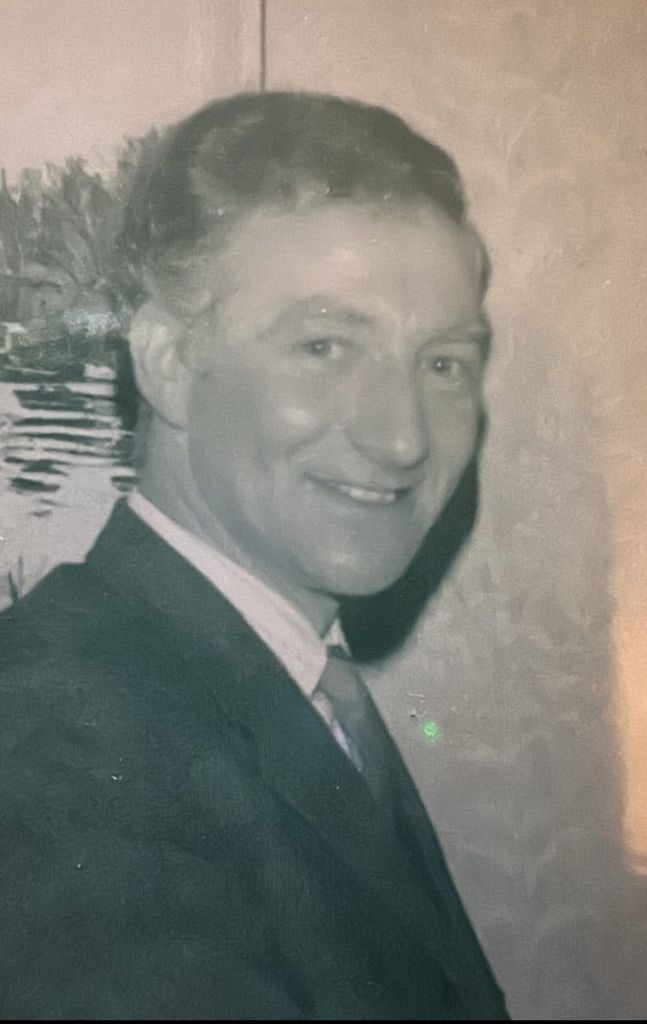 Robert Carruthers Profile Photo