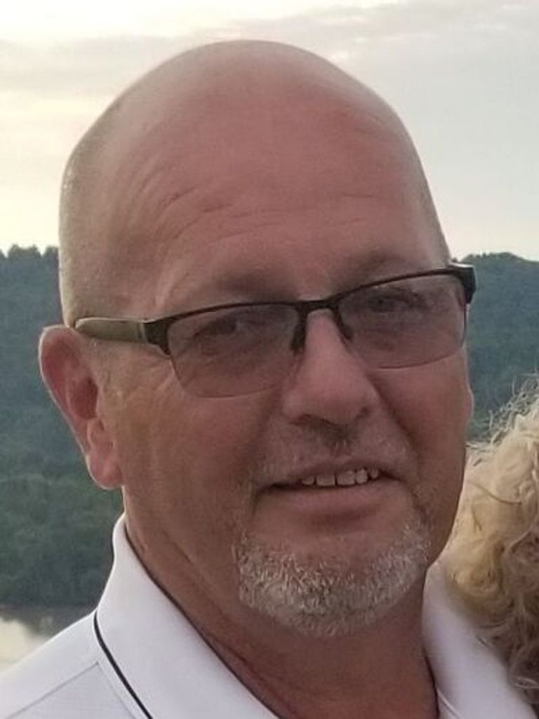 Michael Lee Arthur Profile Photo