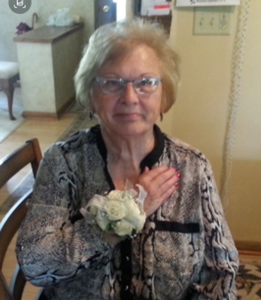 Susan Madecky Profile Photo