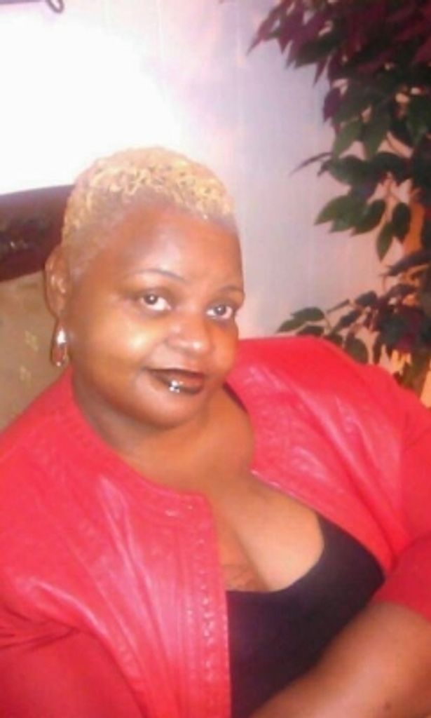 Regina Delores Mott-Calhoun Profile Photo