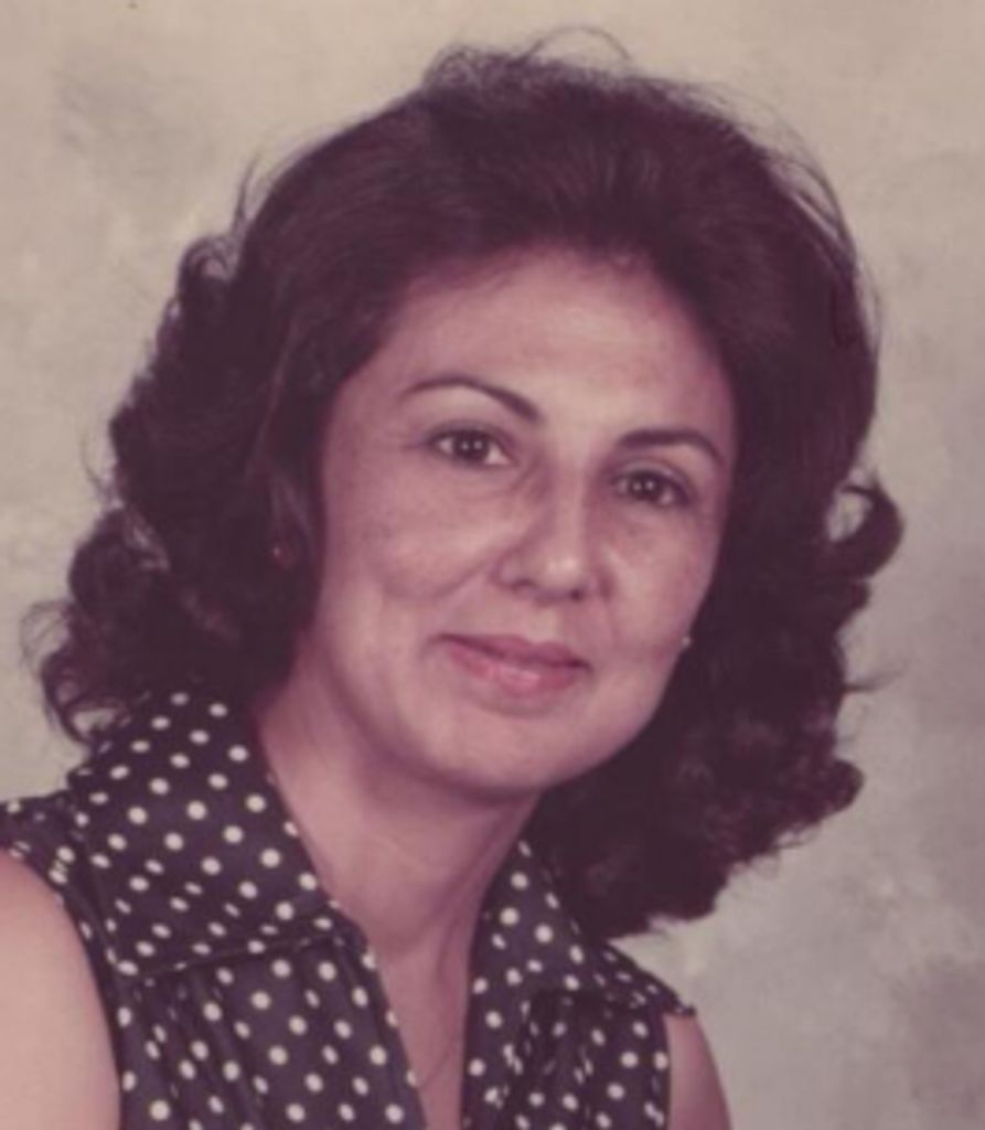 Maria De La Luz Lenart