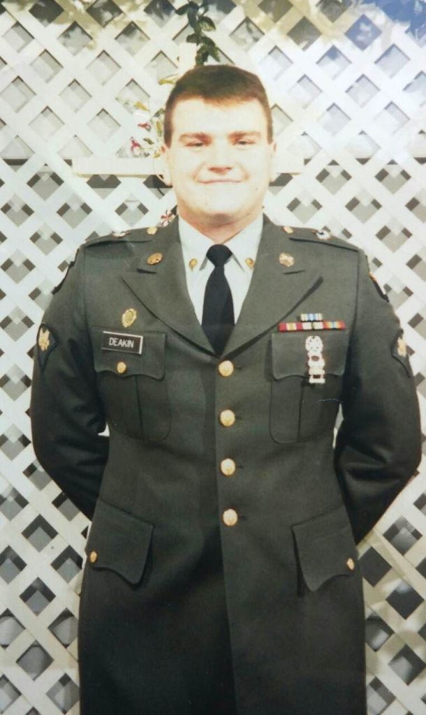 Robert 'Rob' Perry Deakin