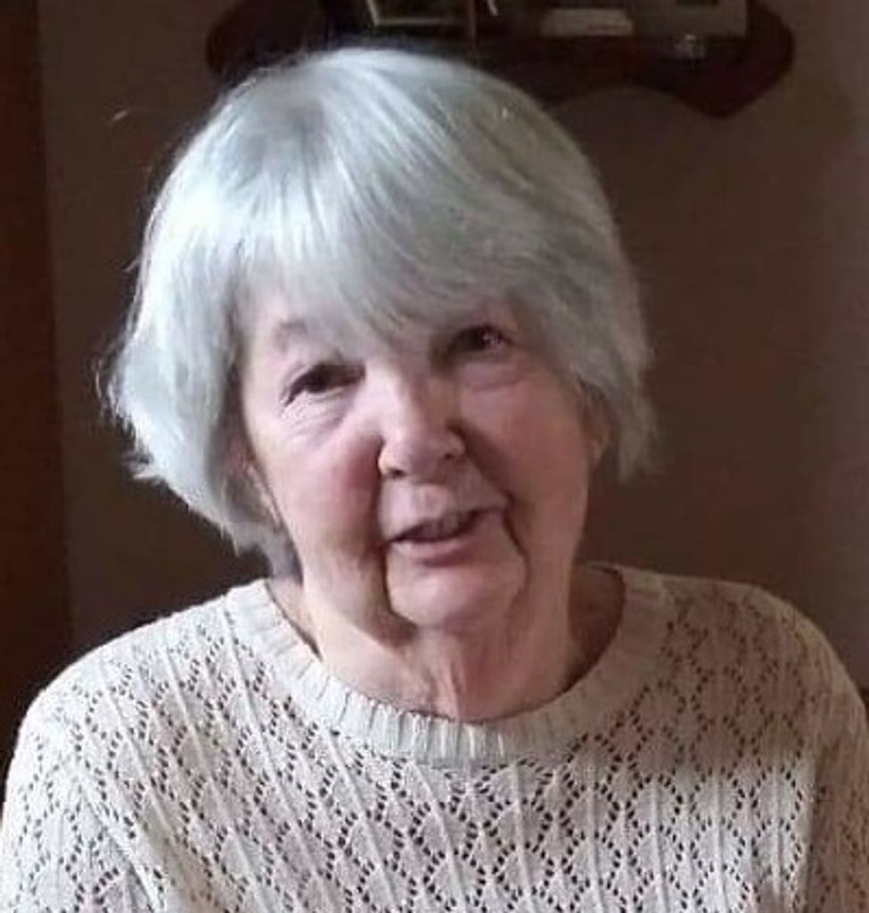 Irmgard M. (Noe)  Thaha