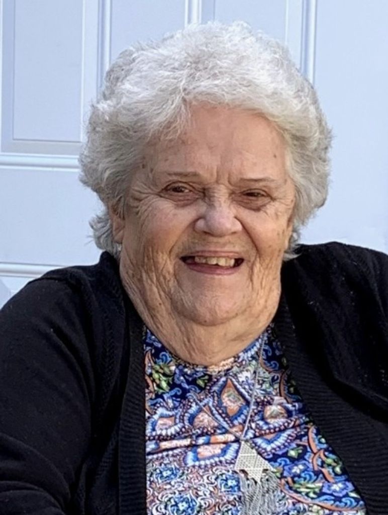 Della Mae (Davis)  Mellott
