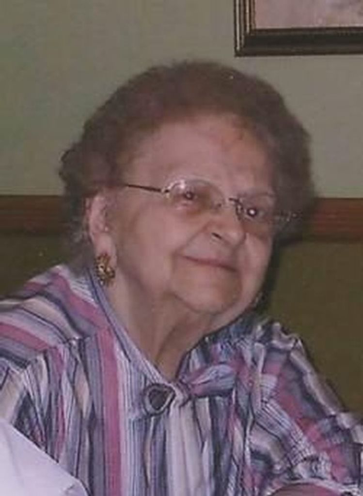 Stella M Saniewska