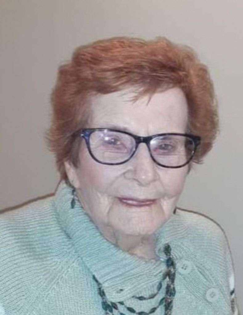 Anna Lee Hurst Self Profile Photo