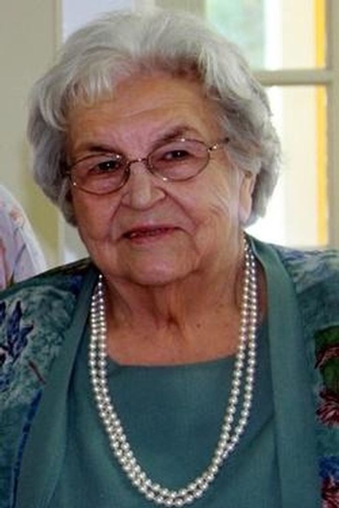 Oreta Tucker